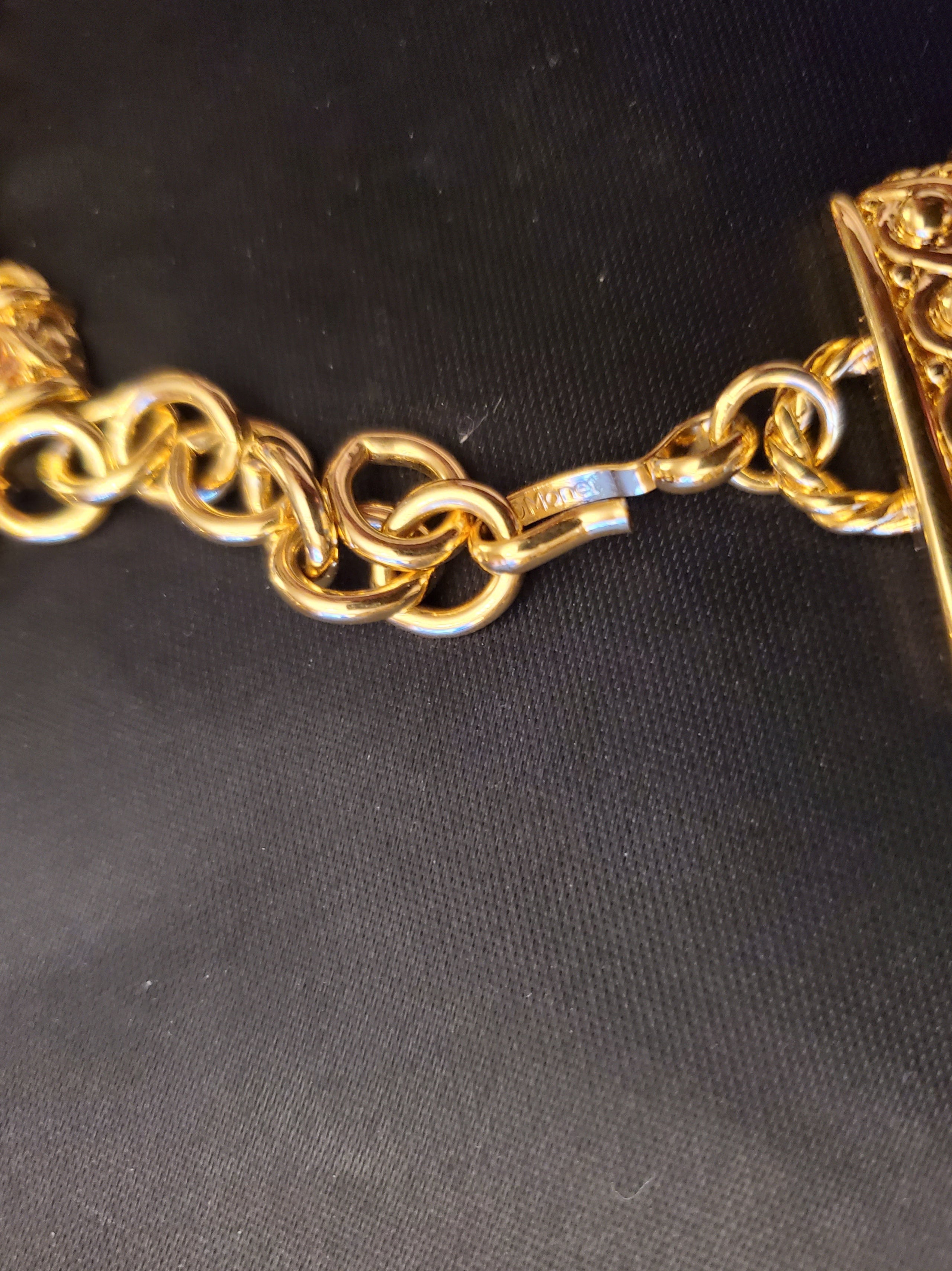 Monet Chunky Golden Metal Chain Choker Marked On Clasp – Designer